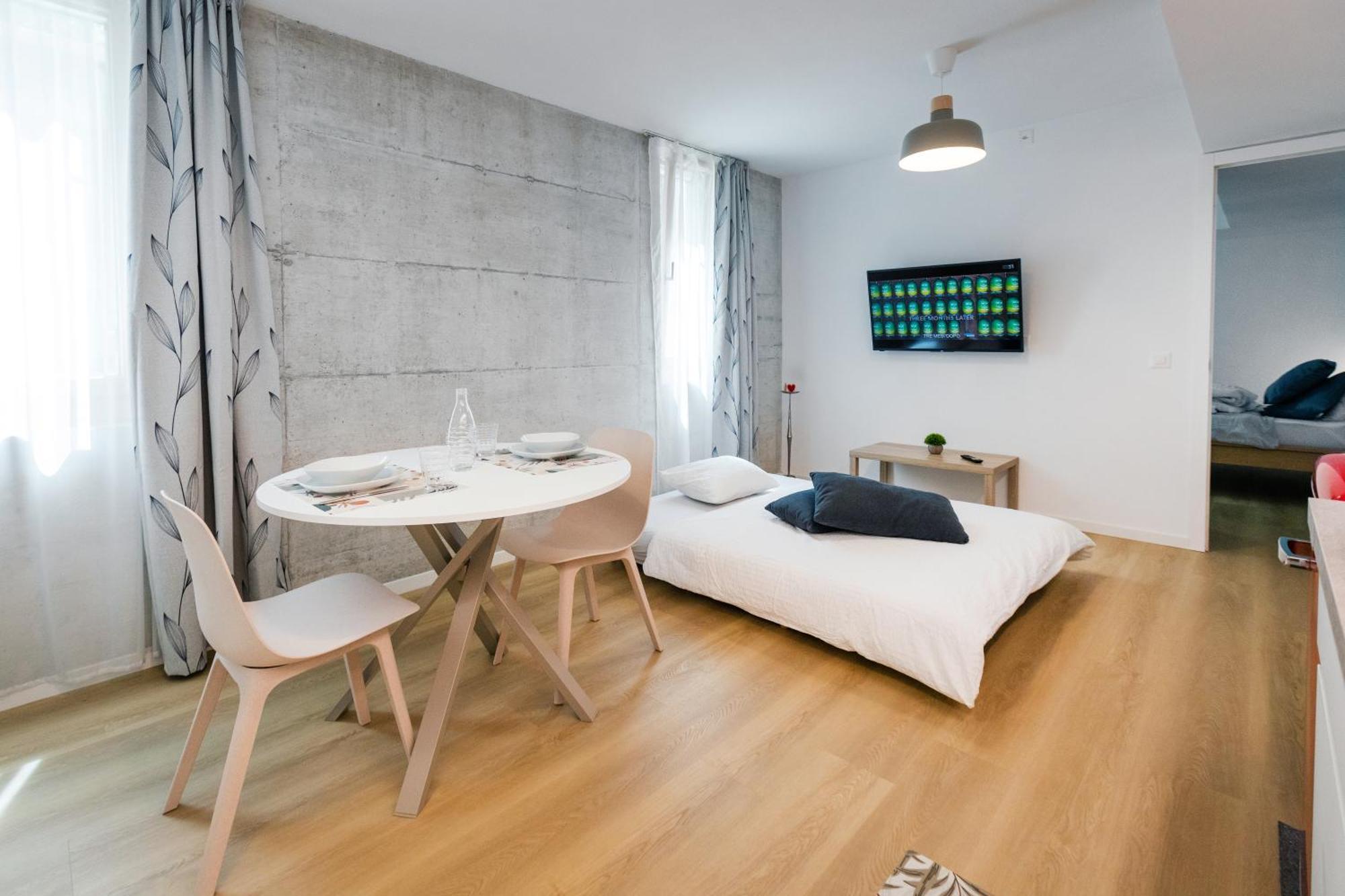 Easy Flat Vezia, Indipendent Entrance, Free Parking Apartamento Lugano Quarto foto