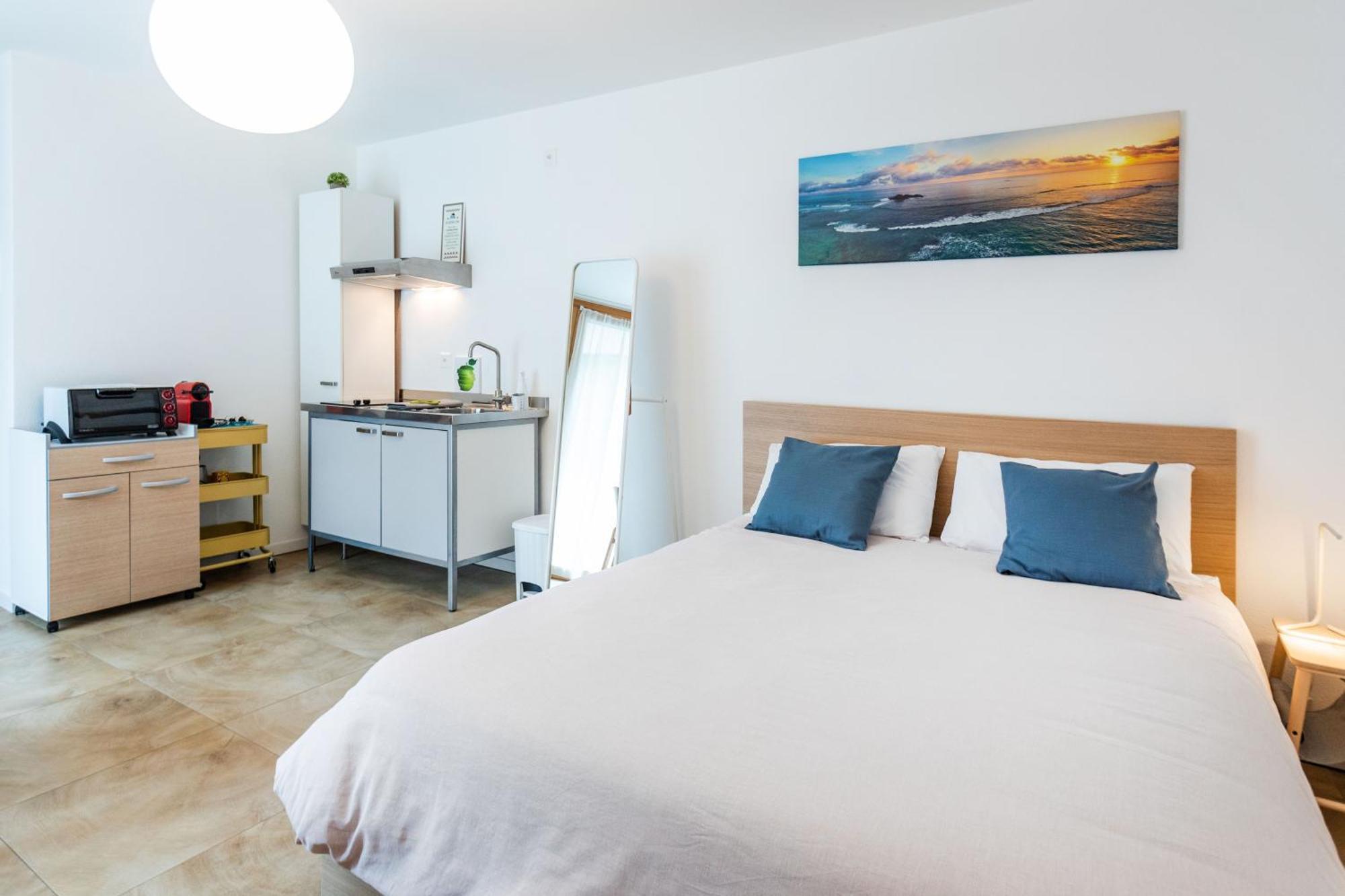 Easy Flat Vezia, Indipendent Entrance, Free Parking Apartamento Lugano Quarto foto